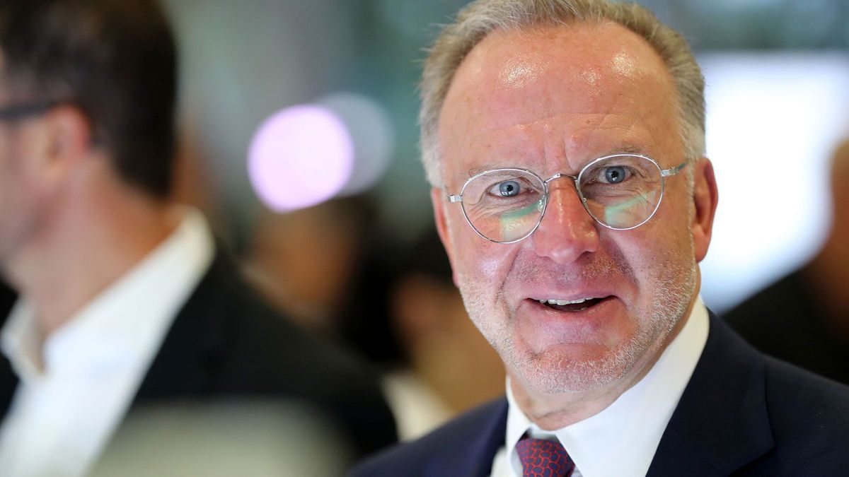 Rummenigge legt Bayern-Transfers auf Eis.