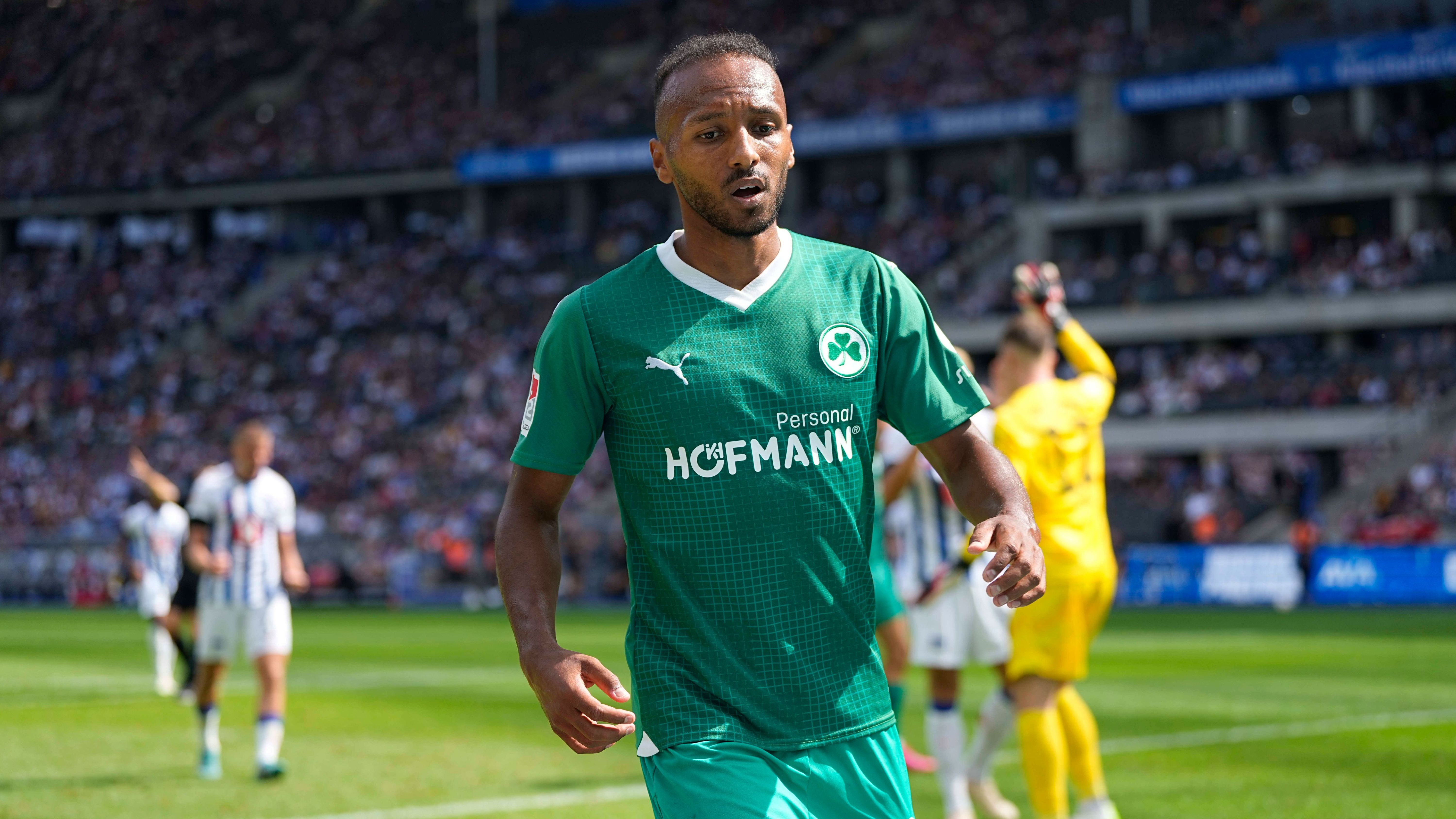 <strong>Julian Green (SpVgg Greuther Fürth)</strong><br>Der Hype um Julian Green liegt mehr als zehn Jahre zurück. 2014 stand das Ex-FCB-Juwel im US-Kader der WM-Endrunde. Damals erwarteten Experten den Durchbruch Greens in München. Doch daraus wurde nichts. Nach vier Profi-Einsätzen verabschiedete sich Green Anfang 2017, landete über Stuttgart im Sommer 2017 in Fürth. Beim Zweitligisten spielt Green bis heute.