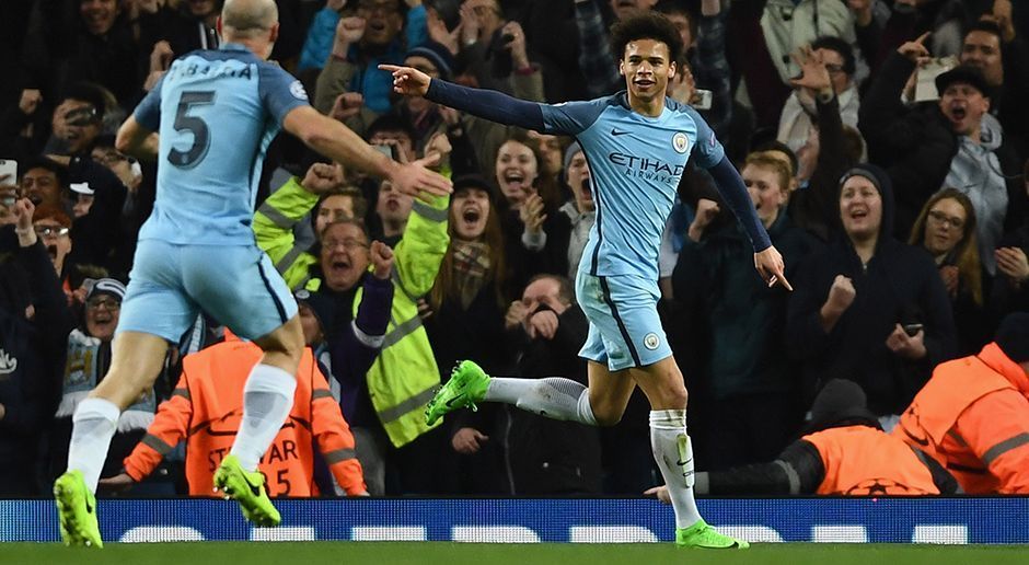 
                <strong>Leroy Sane (Manchester City)</strong><br>
                Die "Gazzetta dello Sport" hat ihre jährliche Liste der besten U20-Spieler herausgegeben. Nach eigenen Kriterien wie Potenzial oder aktuelle Form wählten die Herausgeber 30 Top-Talente aus. Leroy Sane schaffte es im vergangenen Jahr auf Rang zwei der Liste, ist in diesem Jahr dank seines Alters jedoch nicht mehr mit von der Partie. Mit dabei sind dagegen einige bekannte Bundesliga-Spieler. Wir zeigen euch die Top 10 und alle Bundesliga-Spieler, die es auf die Liste geschafft haben.
              