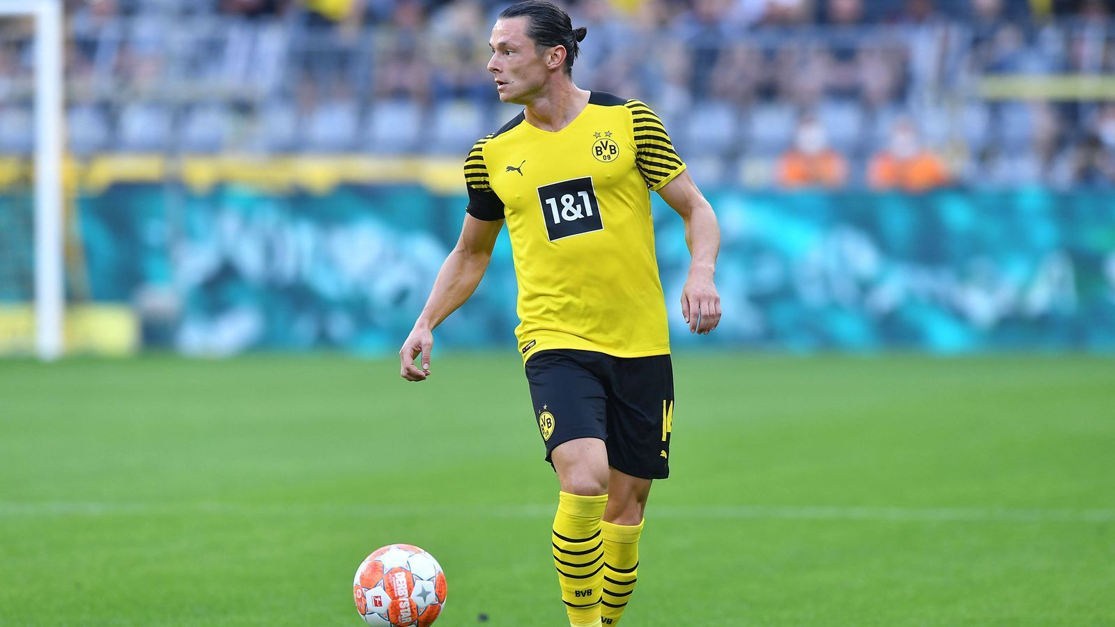
                <strong>Nico Schulz</strong><br>
                Kommt in der 75. Minute ins Spiel und hilft dabei, das Resultat über die Bühne zu schaukeln - Keine Bewertung.
              