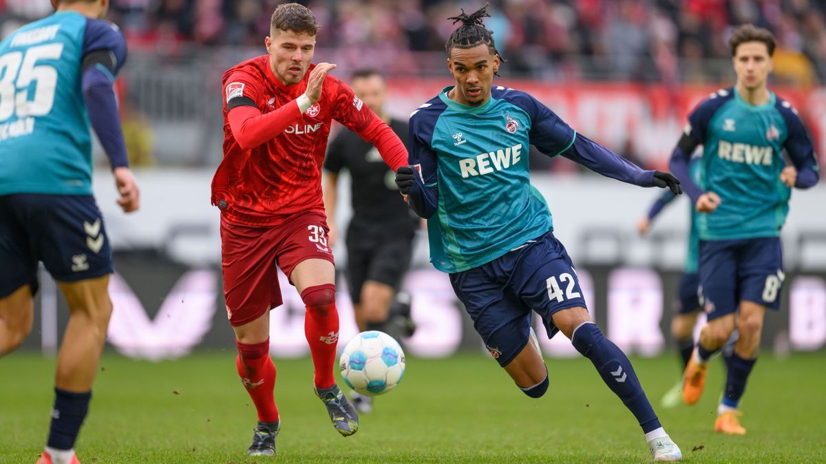 1. FC Kaiserslautern v 1. FC Köln - Second Bundesliga