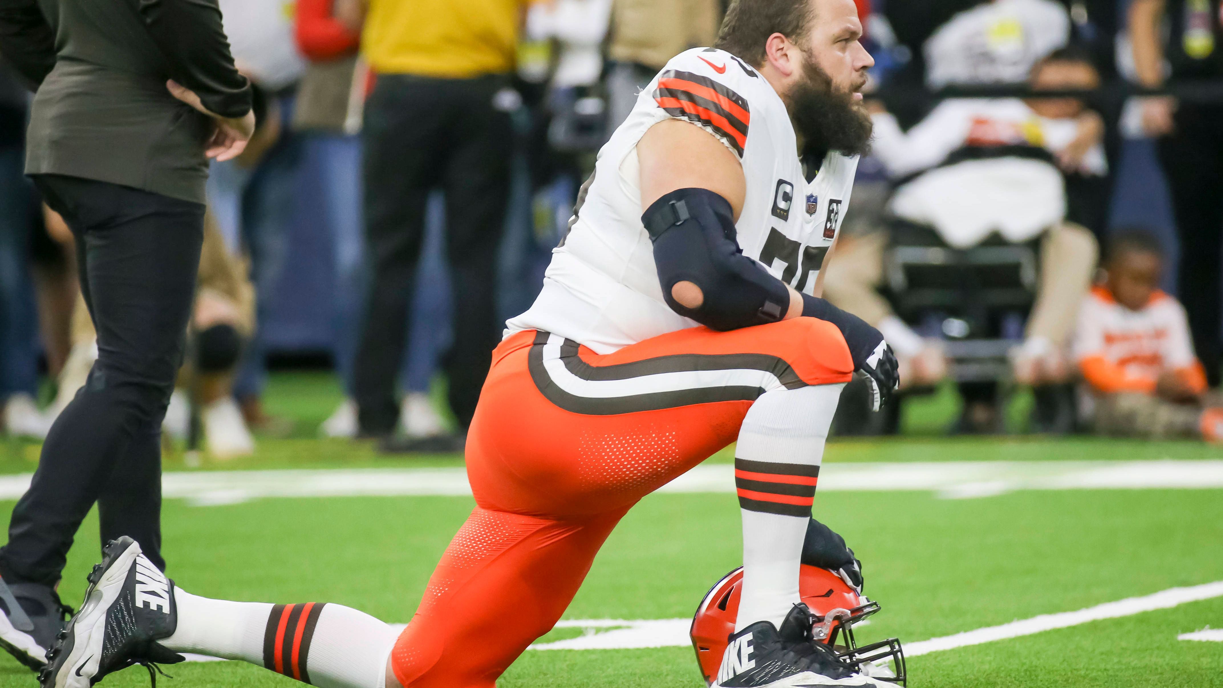 <strong>Platz 24: Joel Bitonio (Cleveland Browns)</strong><br>- Rating: 87<br>- Position: Left Guard