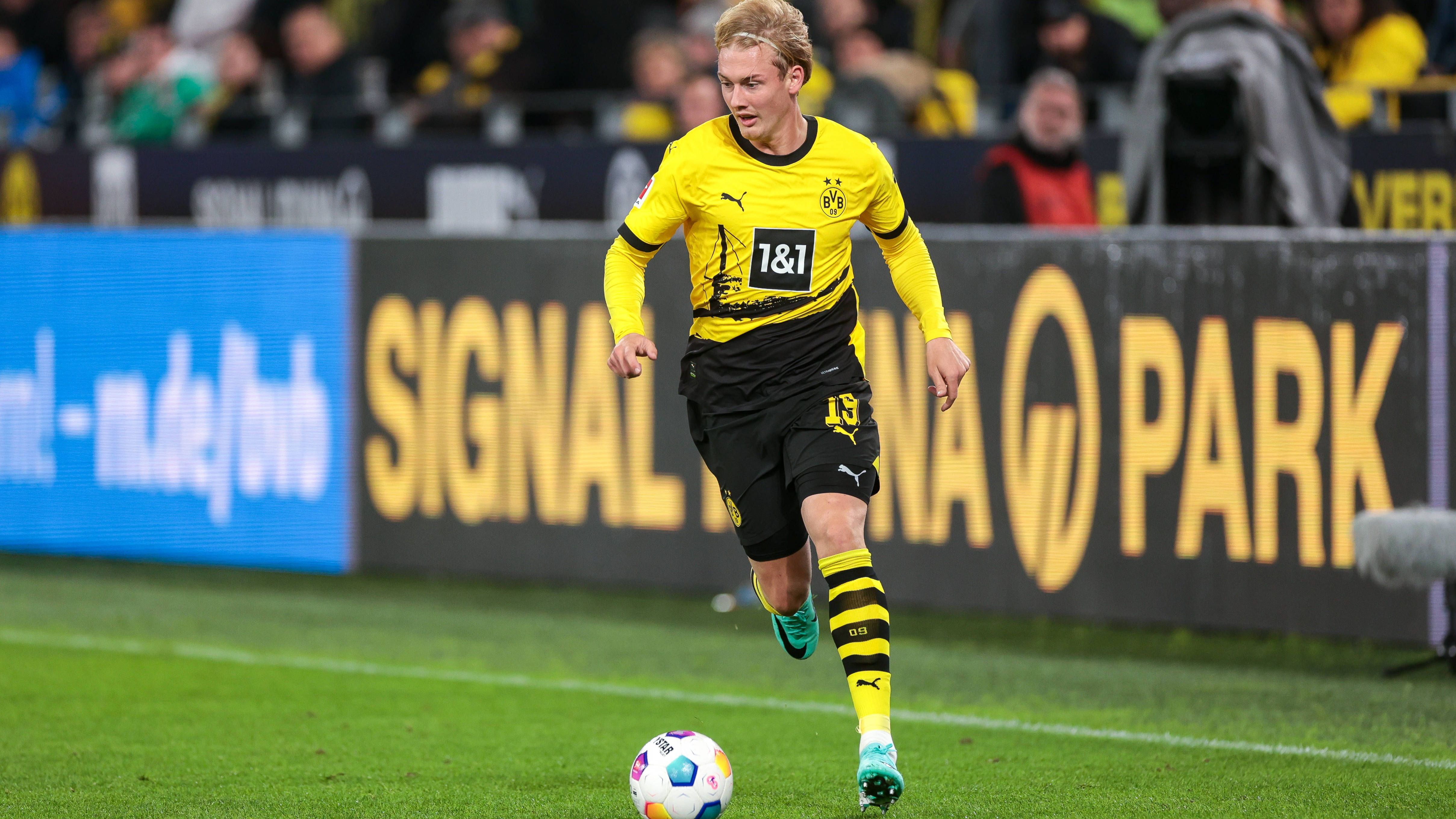 <strong>Julian Brandt</strong><br>Der Nationalspieler, der zuletzt mit dem DFB-Team auf USA-Reise war, rückt gegen Bremen statt Bynoe-Gittens in die Anfangself. Nachdem er nach gut einer halben Stunde die Riesenchance von Reus vorbereitet, taucht Brandt einige Zeit unter. Doch beim Führungstor in der 67. Minute zeigt er dann wiederum seine ganze Klasse. <strong>ran-Note: 2</strong>
