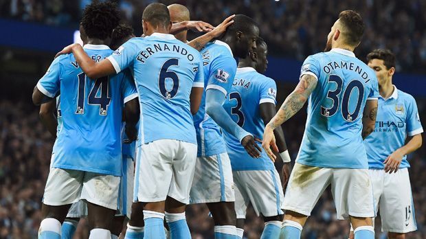 
                <strong>Manchester City</strong><br>
                Manchester City: Der englische Tabellenführer bietet den Fans im Ettihad Stadium Spiel, Spaß und Tore. 19 Treffer sahen die Anhänger schon, darunter ein 6:1-Sieg gegen Newcastle und ein 5:1-Triumph gegen Bournemouth. Bislang holte Manchester City 15 Punkte im eigenen Stadion. Gegen West Ham gab es eine einzige Heimpleite (1:2).
              