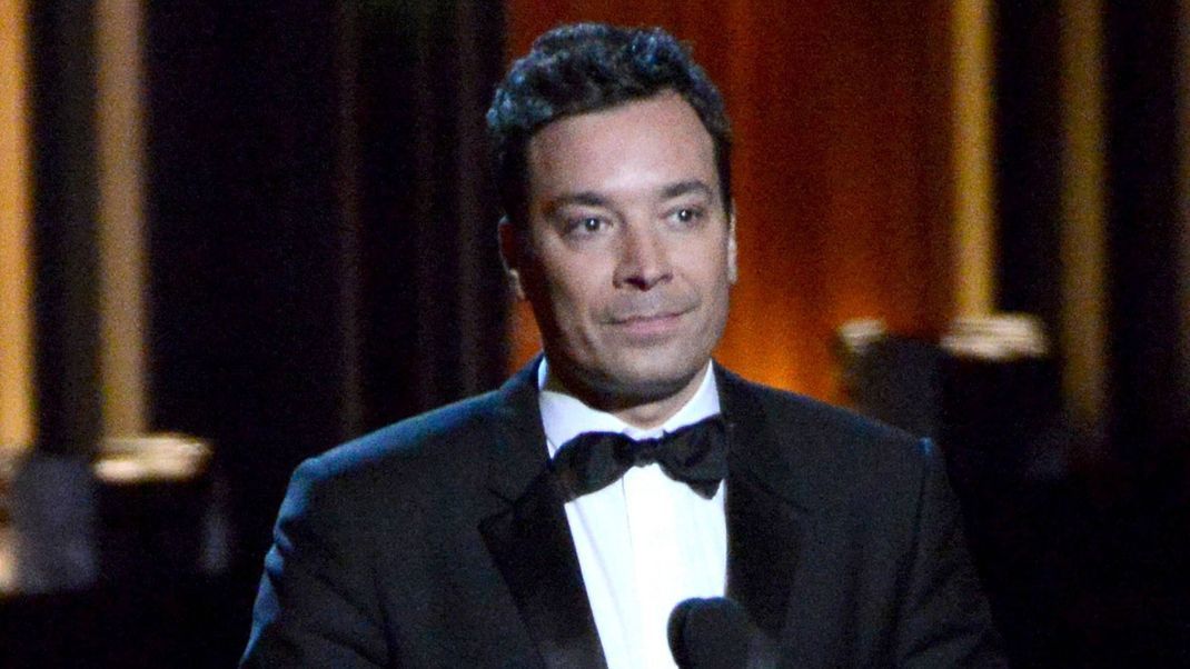 Gegen Jimmy Fallon wurden nun heftige Vorwürfe laut. Alle Infos gibt es hier.