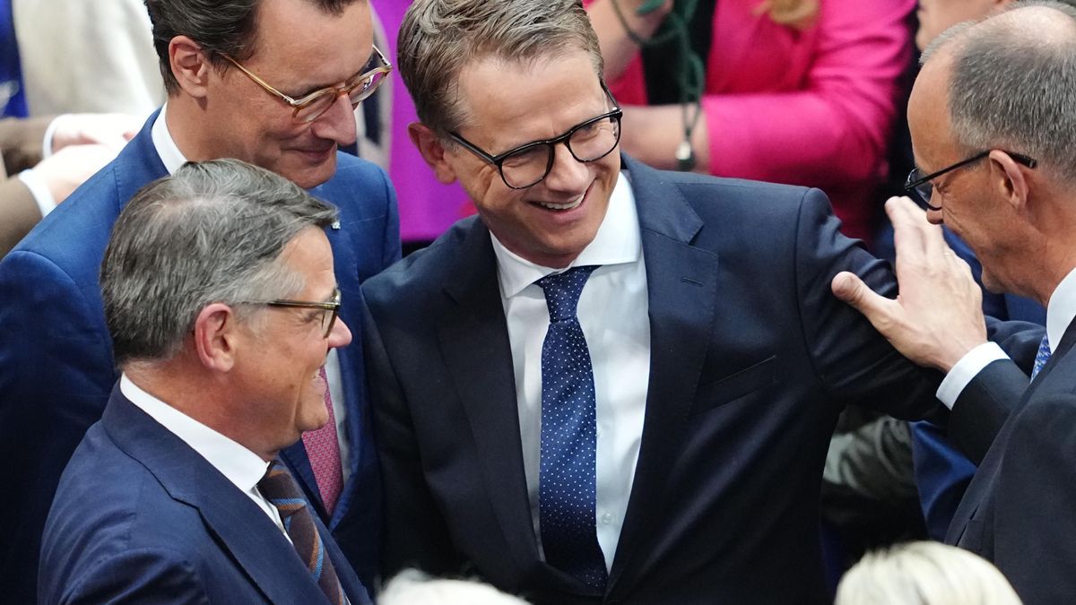CDU-Generalsekretär Carsten Linnemann ist froh, dass die Wahl von Parteichef Friedrich Merz zum Bundeskanzler doch noch geglückt ist.