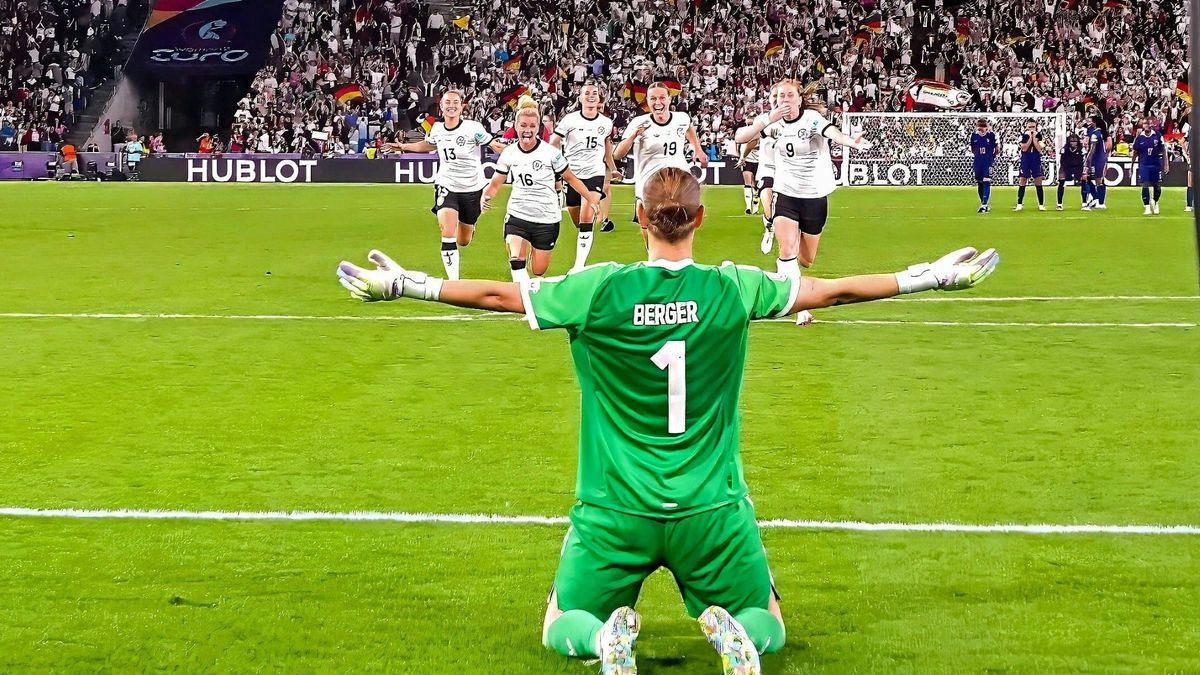 Krimi mit Happy End: Die DFB-Frauen feiern Berger