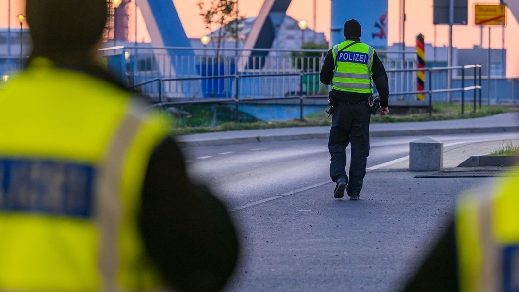 Die neue Bundesregierung hat die Kontrollen an den deutschen Grenzen verschärft.