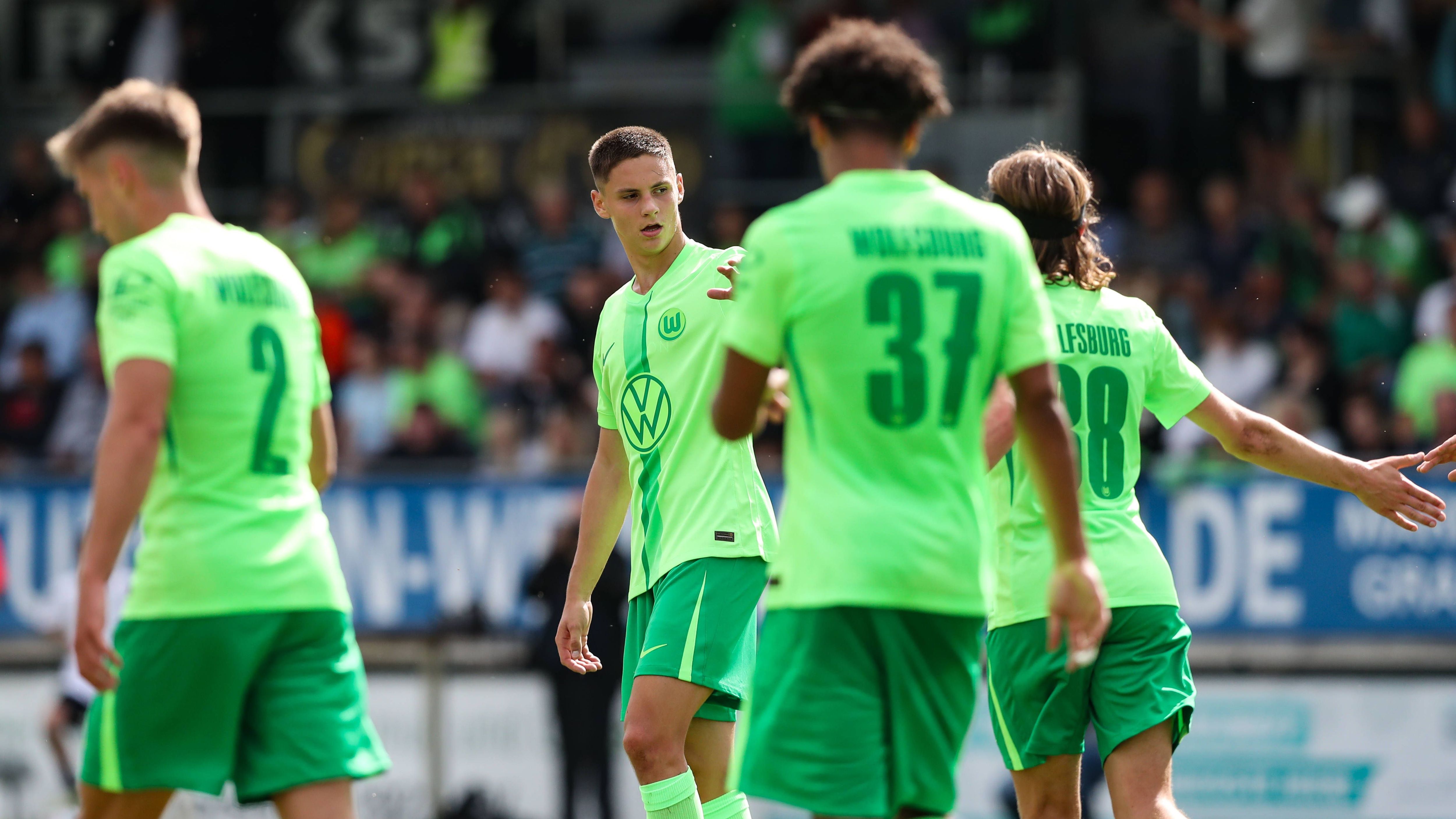 <strong>Platz 4 (geteilt): VfL Wolfsburg</strong><br>Preis: 90 Euro<br>Vergleich zum Vorjahr: +5 Euro<br>Ausrüster: Nike