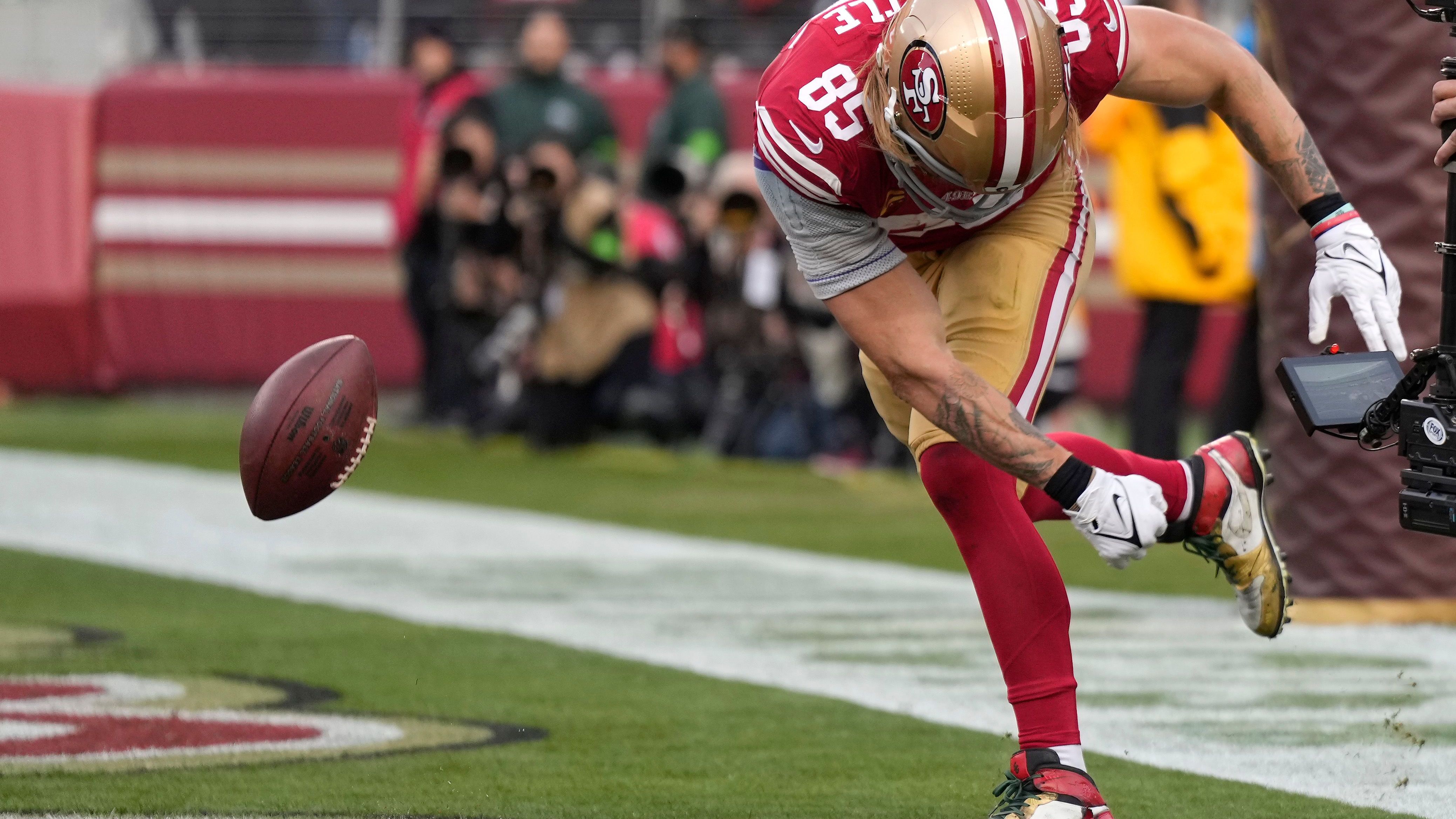 <strong>San Francisco 49ers (9-3)</strong><br>Die Chancen für San Francisco stehen gut. Die eigene Partie gegen Seattle konnten sie gewinnen. Zwar waren auch die Vikings siegreich, doch sollten die Green Bay Packers im Monday Night Game bei den New York Giants den Kürzeren ziehen, wären die 49ers sicher für die Postseason qualifiziert.