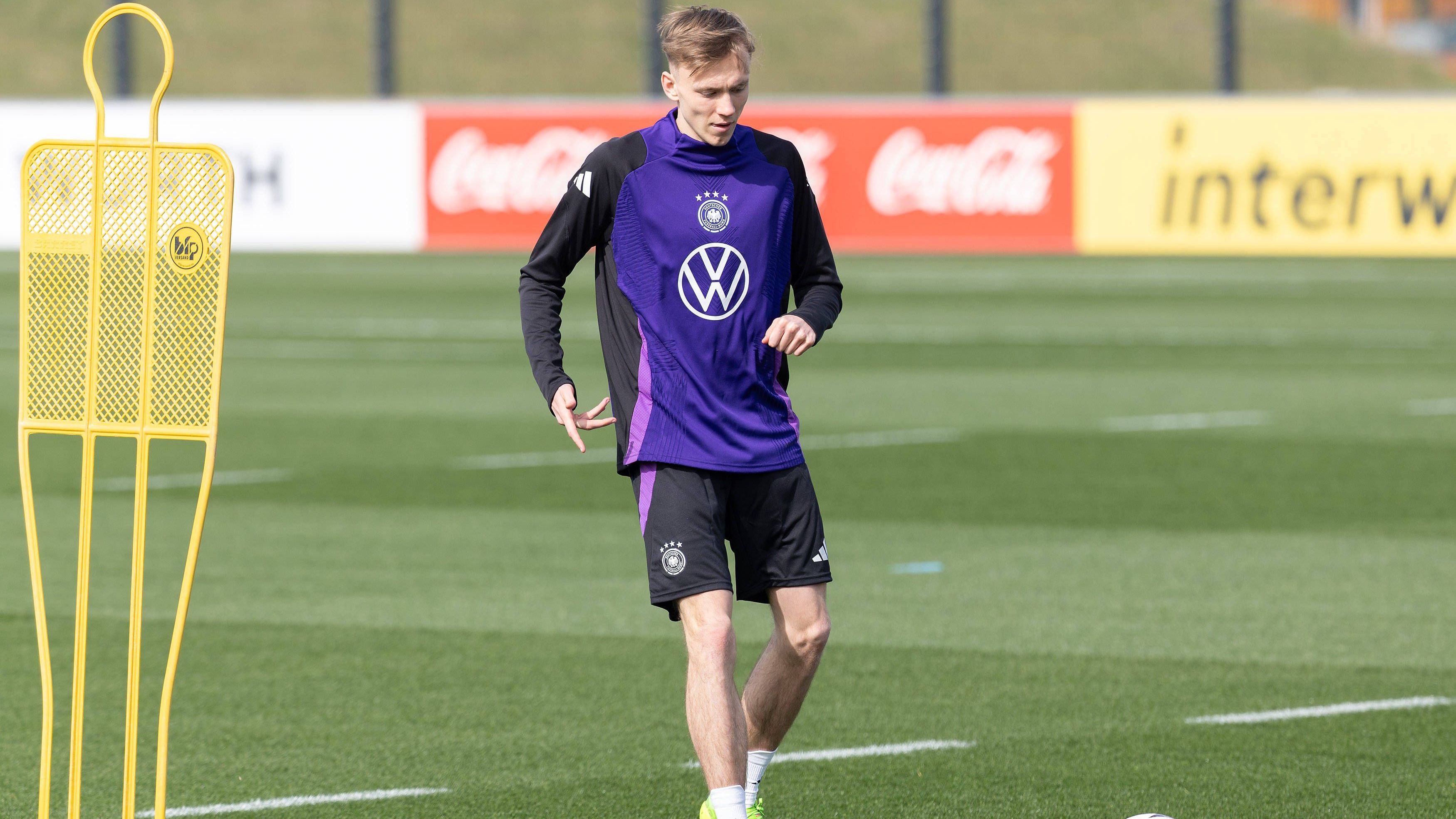 <strong>Nummer 14: Maximilian Beier</strong><br>Verein: TSG Hoffenheim<br>Position: Mittelstürmer<br>Länderspiele: 0<br>Länderspiel-Tore: 0