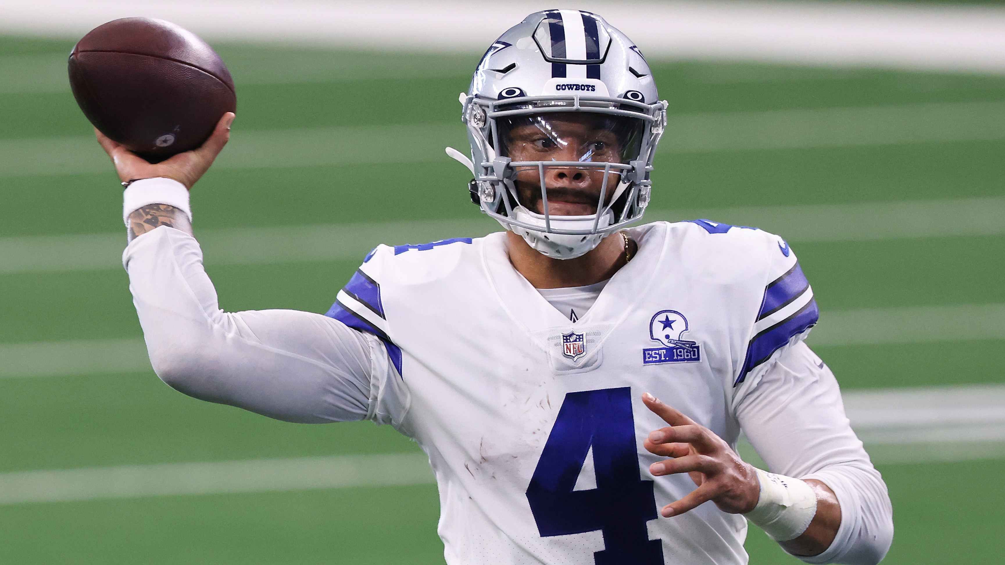 
                <strong>NEUER VERTRAG: Dallas Cowboys: Dak Prescott (Quarterback)</strong><br>
                Kaum war der zweite Franchise Tag auf Dak Prescott gesetzt, folgte die Unterschrift unter einen langfristigen Vertrag. Damit haben die Dallas Cowboys ihren Franchise Quarterback, den sie sich in den kommenden vier Jahren 160 Millionen US-Dollar kosten lassen.
              