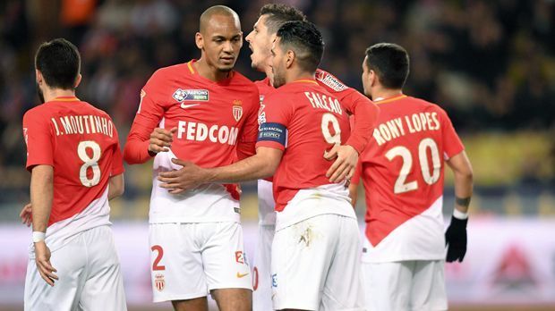 
                <strong>Top - Platz 1: AS Monaco (Frankreich)</strong><br>
                Transfer-Einnahmen: 416 Millionen EuroTransfer-Ausgaben: 130 Millionen EuroTransfer-Saldo: 286 Millionen Euro
              