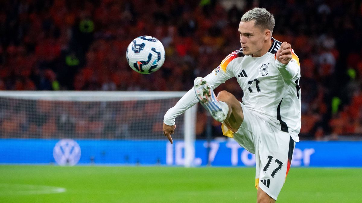 Florian Wirtz (Deutschland, 17) am Ball, NED, Niederlande (NED) vs Deutschland (GER), Fussball Laenderspiel, UEFA Nations League, Liga A, Saison 2024 2025, 2. Spieltag, 10.09.2024 NED, Niederlande ...