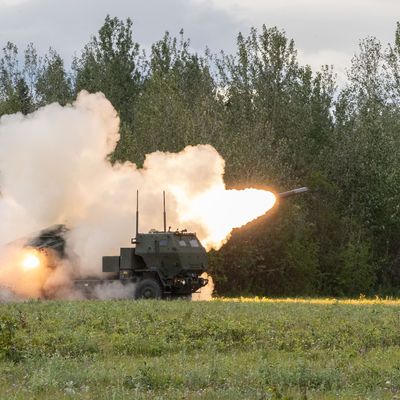 Die USA stellen der Ukraine zur Abwehr des russischen Angriffskriegs weitere Militärausrüstung zur Verfügung.