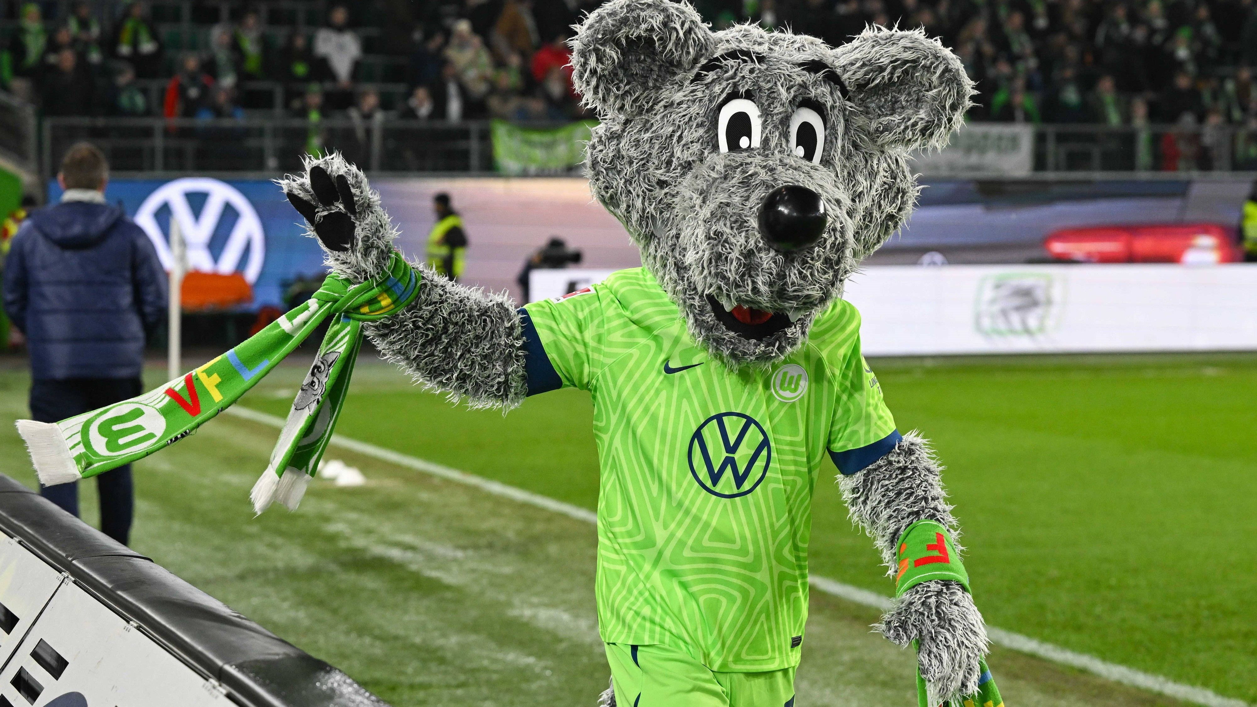 
                <strong>VfL Wolfsburg</strong><br>
                Die Zeiten, in denen Wolfgang Wolf den VfL Wolfsburg trainierte, sind (leider) längst vorbei. Aber den Namen Wolfsburg Wolves hätte sich der VfL auch so verdient. 
              