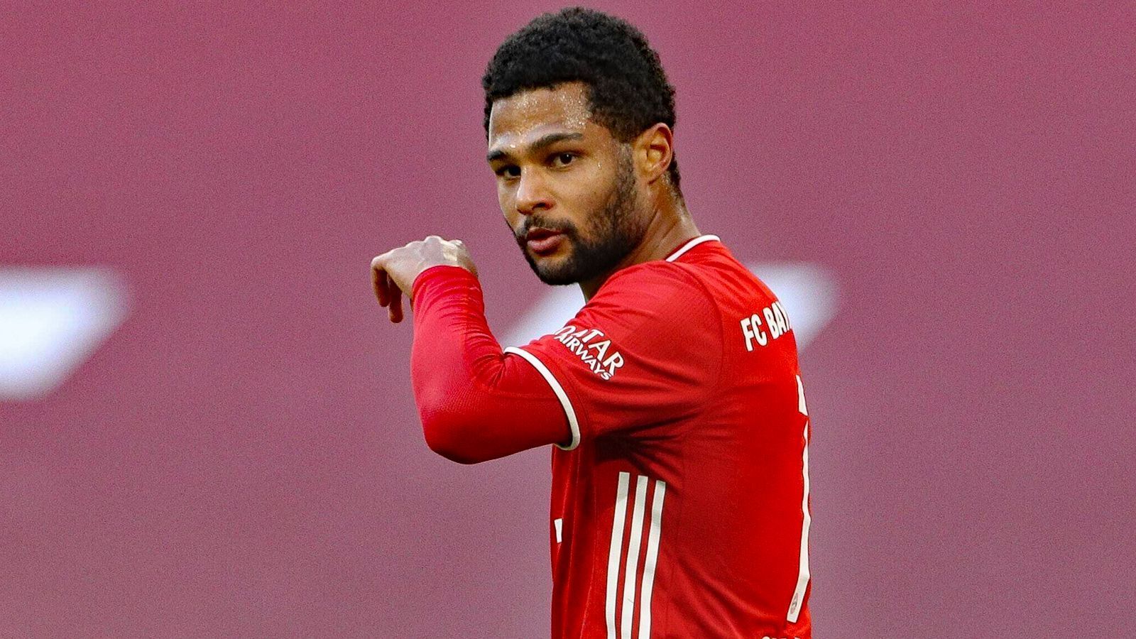 
                <strong>Serge Gnabry</strong><br>
                Kommt in der Schlussphase für Coman, bespielt seine Außenbahn gut, ohne aber große Szenen zu haben. ran-Note: 3
              