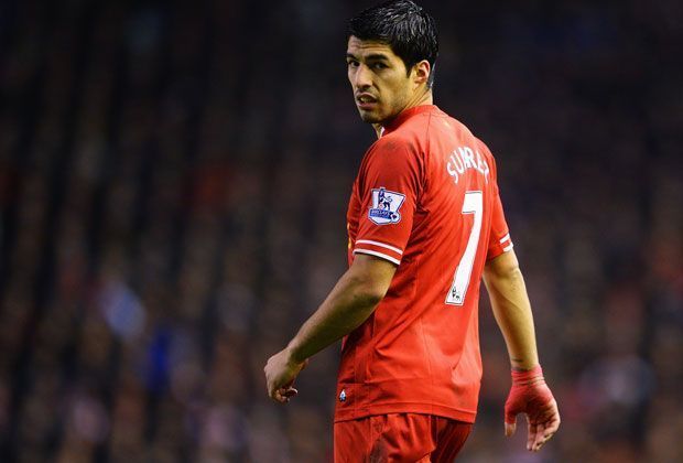 
                <strong>Luis Suarez</strong><br>
                Mit 31 Treffern Torschützenkönig in England. Und das für einer Liverpooler Mannschaft, die ohne ihn bestenfalls gehobenes Mittelmaß ist. 
              