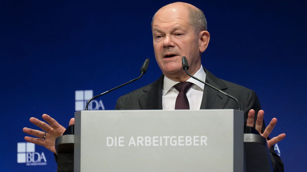 Bundeskanzler Olaf Scholz auf dem Arbeitgebertag.