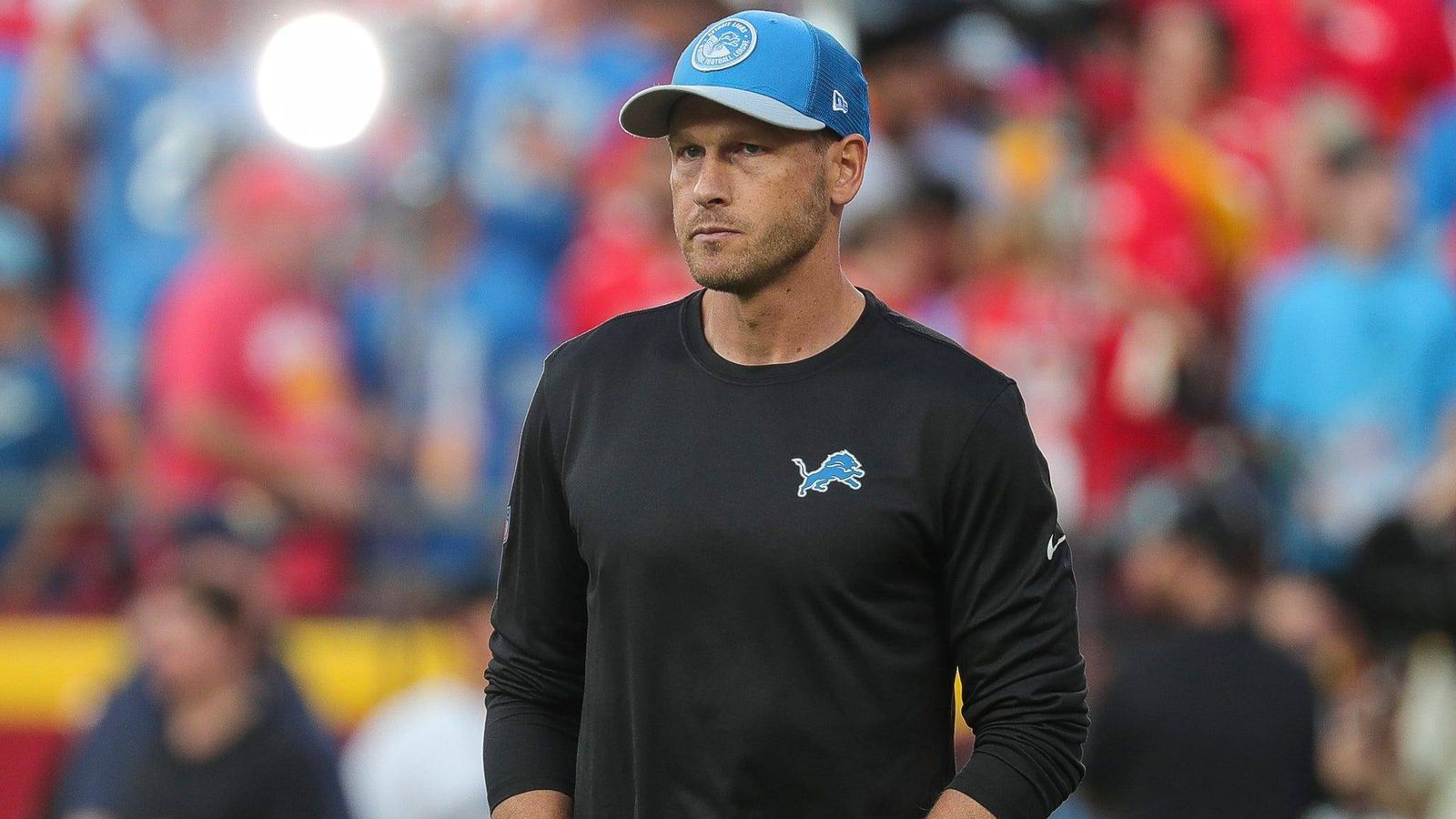 <strong>Ben Johnson (Offensive Coordinator - Detroit Lions)</strong><br>Der erst 37-Jährige war in der vergangenen Offseason bereits auf dem Zettel vieler Franchises. Doch er blieb bei den Lions und liefert weiter einen Top-Job ab, das macht ihn natürlich noch interessanter. Aber wenn man so beliebt ist, möchte man dann aktuell zu den Raiders?&nbsp;