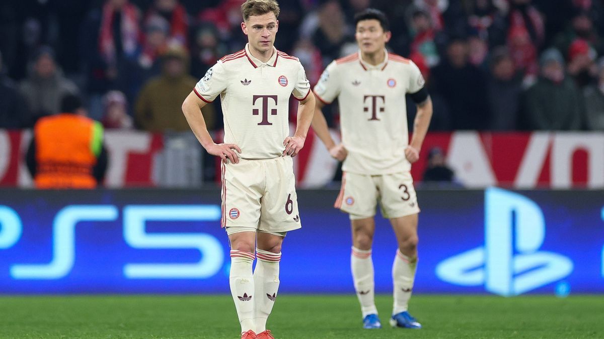 enttaeuschung bei Joshua Kimmich 6 (FC Bayern Muenchen) nach dem 0:1, FC Bayern Muenchen vs. Celtic Glasgow, Fussball, Champions League, Play offs, Rueckspiel, 18.02.2025 Muenchen Bayern Deutschlan...