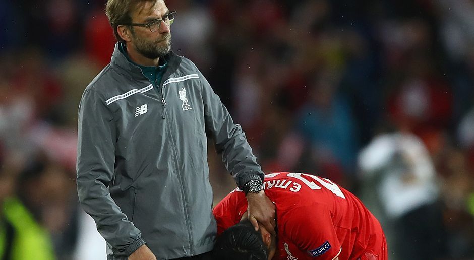
                <strong>Jürgen Klopp FC Liverpool</strong><br>
                Klopp muss seine Spieler trösten.
              