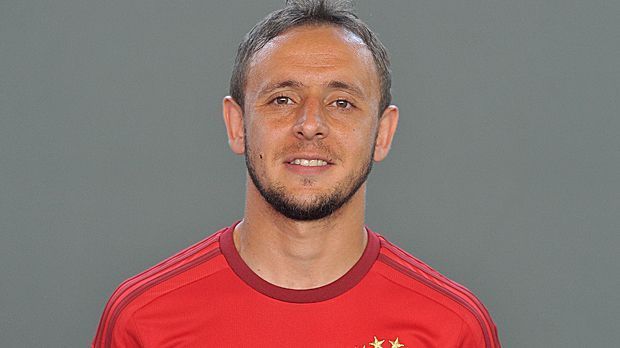 
                <strong>Rafinha</strong><br>
                Rafinha: Kam 20 Minuten vor Schluss für Vidal und übernahm hinten rechts für Lahm, der Kapitän rückte ins Mittelfeld. ran-Note: Ohne Bewertung.
              