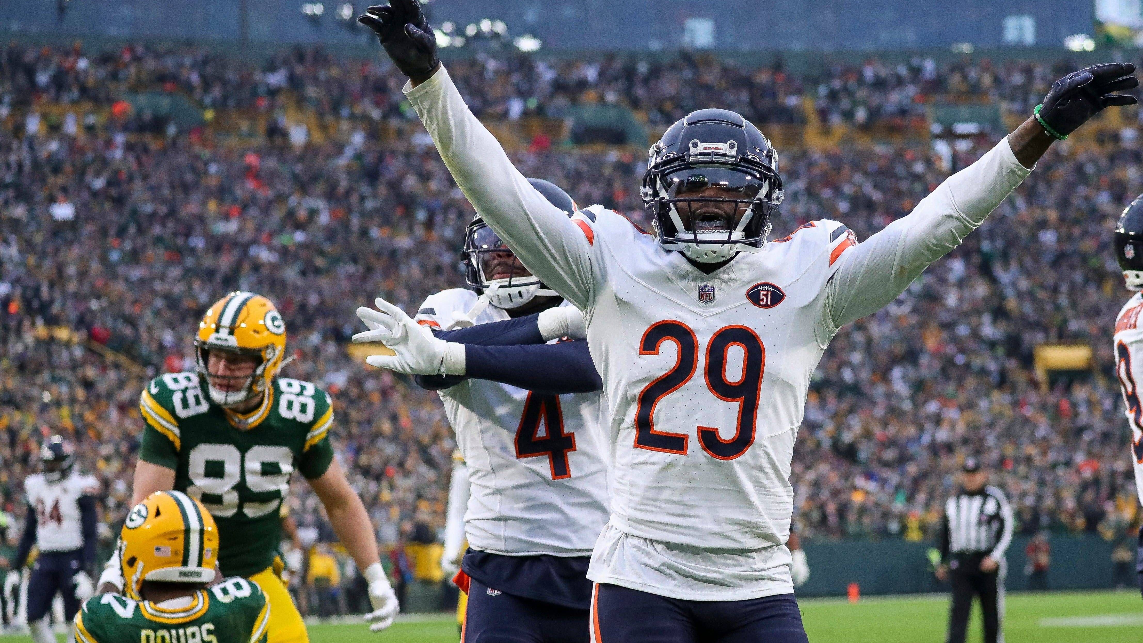 <strong>Chicago Bears: Tyrique Stevenson (Cornerback)</strong><br>Zugegeben, der Cornerback war schon in der vergangenen Saison Stammspieler und in 16 Spielen Starter. Richtig auffällig wurde Tyrique Stevenson aber erst ab Woche elf, alle seine vier Interceptions kamen ab diesem Zeitpunkt. Einen Mini-Breakout hatte er also schon, in einem vielversprechenden Bears-Kader könnte er 2024 so richtig durchstarten.