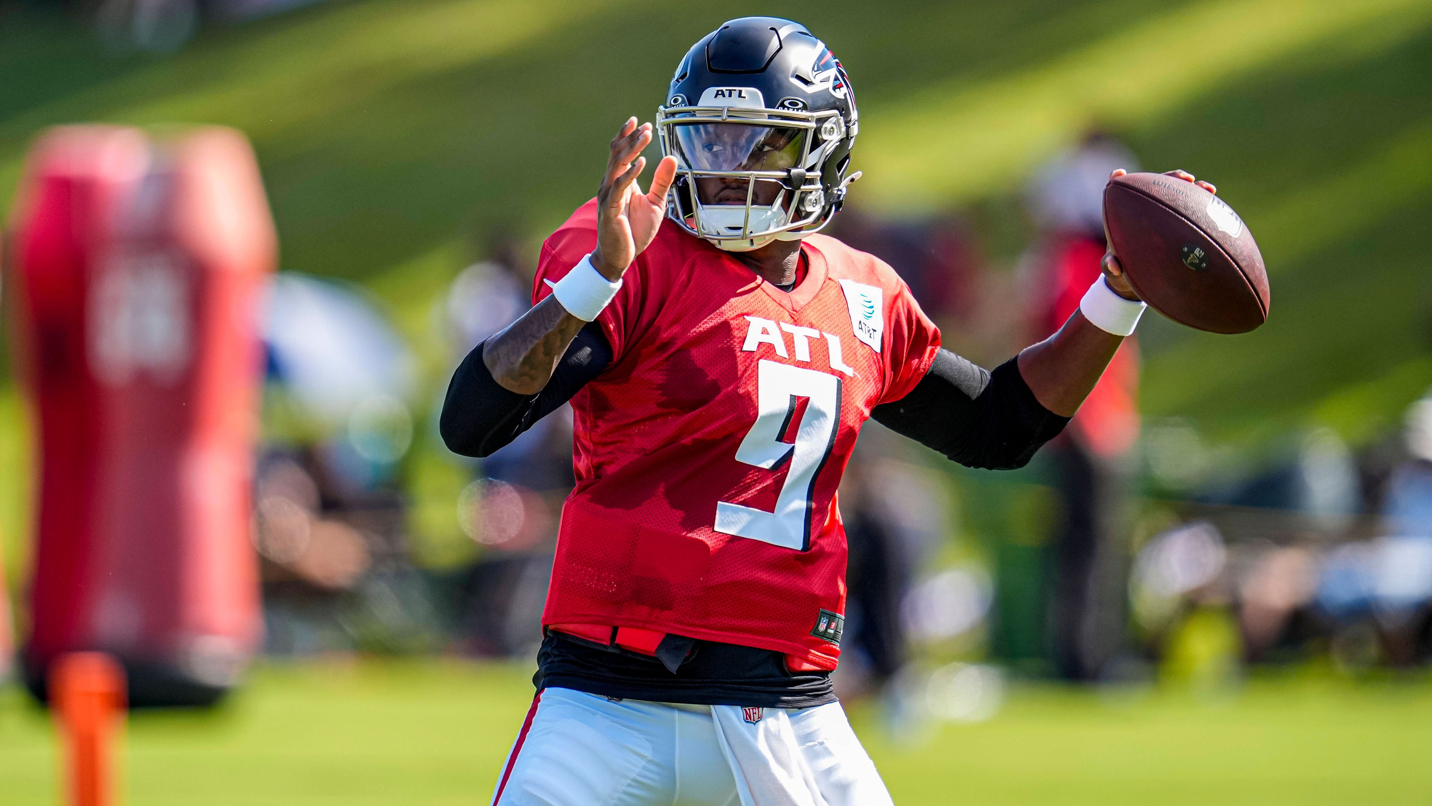 <strong>Atlanta Falcons</strong><br>QB Michael Penix Jr. (Foto), G Chris Lindstrom, T Jake Matthews, LB Kaden Elliss, S Jesse Bates III, P Bradley Pinion