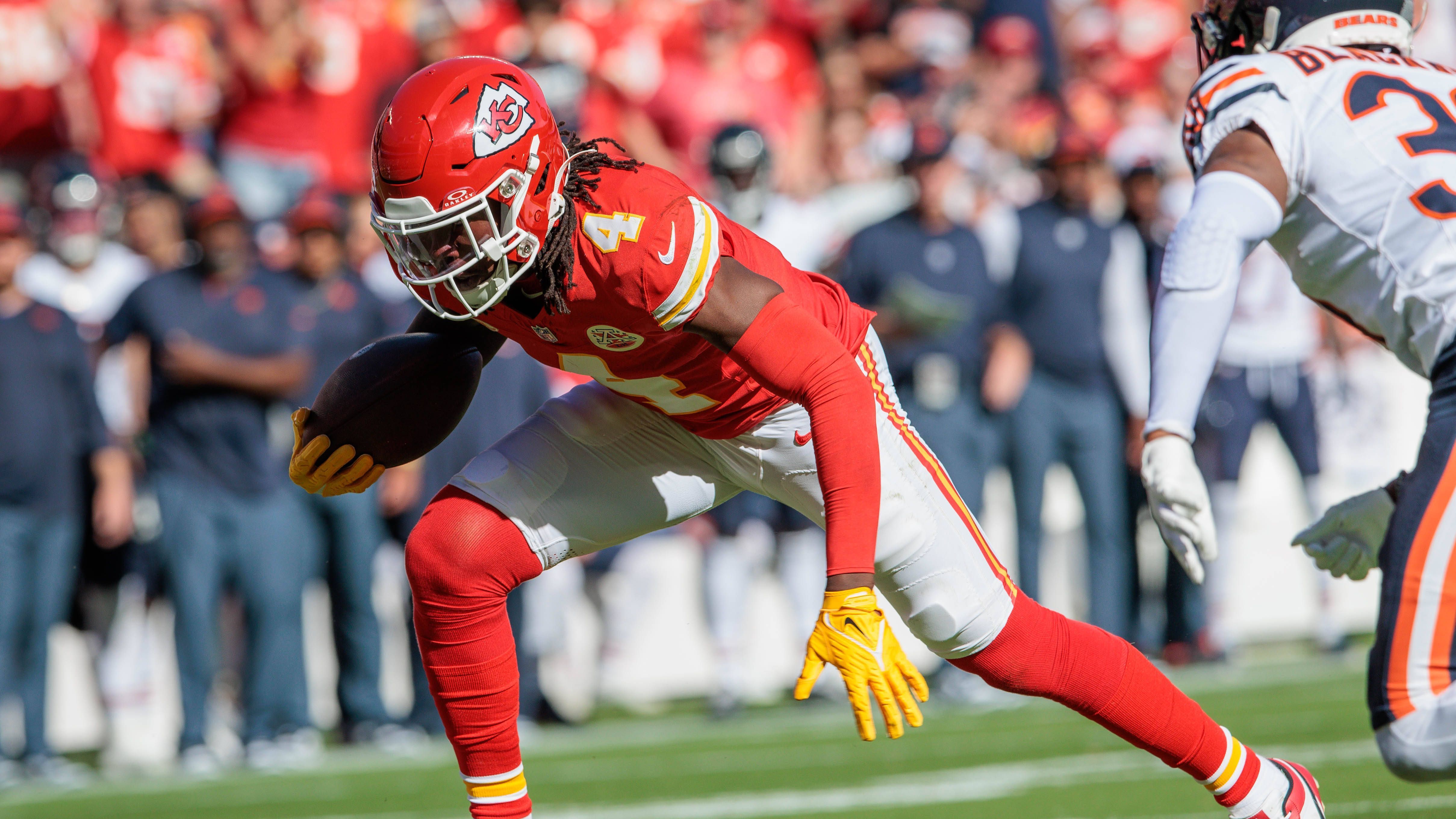 <strong>Kansas City Chiefs: Wide Receiver</strong><br>Es war das große Thema nach Woche eins bei den Chiefs: die Performance der Receiver. Auch wenn sich die Leistung in den jüngsten beiden Wochen verbessert hat und Star-Tight-End Travis Kelce wieder spielt, ist es trotzdem noch die Inkonstante im Team der Chiefs.