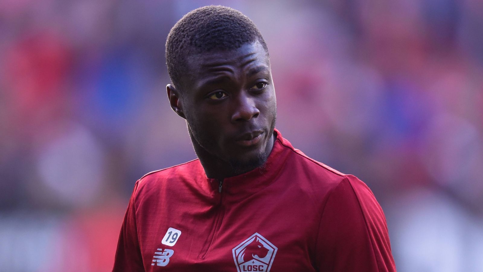 
                <strong>Rechtsaußen: Nicolas Pepe</strong><br>
                Neuer Verein: FC ArsenalAbgebender Verein: OSC LilleAblösesumme: 80 Millionen EuroVertragslaufzeit: bis 2024
              