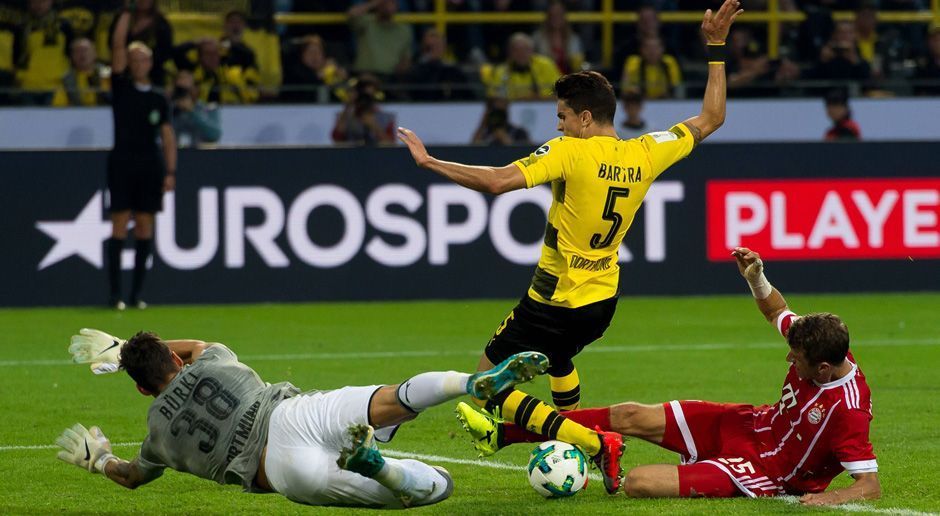 
                <strong>Marc Bartra (Borussia Dortmund)</strong><br>
                Marc Bartra: Der Spanier ist heute der beste Dortmunder Abwehrspieler. Bei der Kimmich-Flanke, die zum Gegentor führt, ist auch er zu spät. Doch diesen kleinen Patzer macht er mehrfach wieder gut, als er ab der 30. Minute mehrfach in größter Not klärt, etwa Thomas Müllers Flanke und Torschuss (40., 43. Minute). Seine Glanzvorstellung wird leider getrübt, als Sven Ulreich seinen entscheidenden Elfmeter hält. ran-Note: 2
              