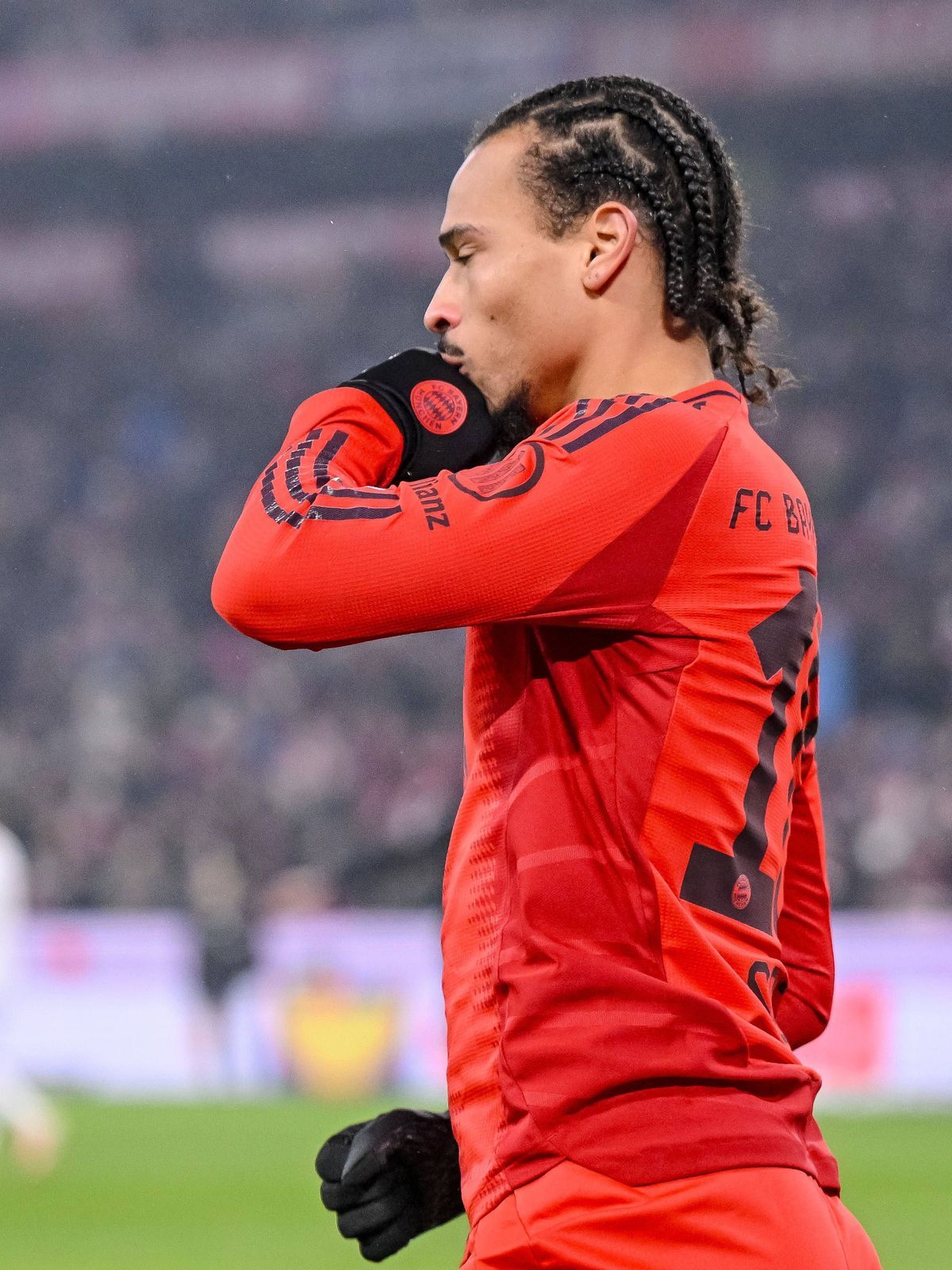 Leroy Sane (FC Bayern Muenchen) Torjubel, jubelt nach seinem treffer zum 4:0 waehrend des Spiels der 1. Bundesliga zwischen FC Bayern München und TSG 1899 Hoffenheim, Allianz Arena am 15. January 2...