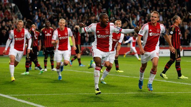 
                <strong>Ajax Amsterdam</strong><br>
                Platz 9: Ajax Amsterdam - 608 Tore. Größte Erfolge: 1x Uefa Cup, 3x Europapokal der Landesmeister, 1x Champions League
              