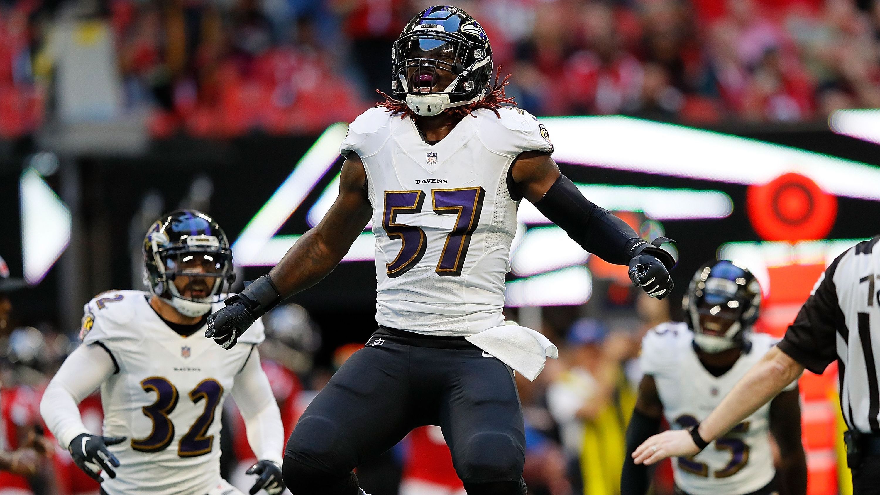 <strong>Platz 2: Baltimore Ravens - 12</strong><br>C.J. Mosley (2014) - 4 Pro Bowls<br>Mark Andrews (2018) - 3 Pro Bowls<br>Marlon Humphrey (2017) - 3 Pro Bowls<br>Lamar Jackson (2018) - 3 Pro Bowls<br>Orlando Brown Jr. (2018) - 2 Pro Bowls<br>Devin Duvernay (2020) - 2 Pro Bowls<br>Matt Judon (2016) - 2 Pro Bowls<br>Kyle Hamilton (2022) - 1 Pro Bowl<br>Tyler Linderbaum (2022) - 1 Pro Bowl<br>Justin Madubuike (2020) - 1 Pro Bowl<br>Patrick Queen (2020) - 1 Pro Bowl<br>Ronnie Stanley (2016) - 1 Pro Bowl
