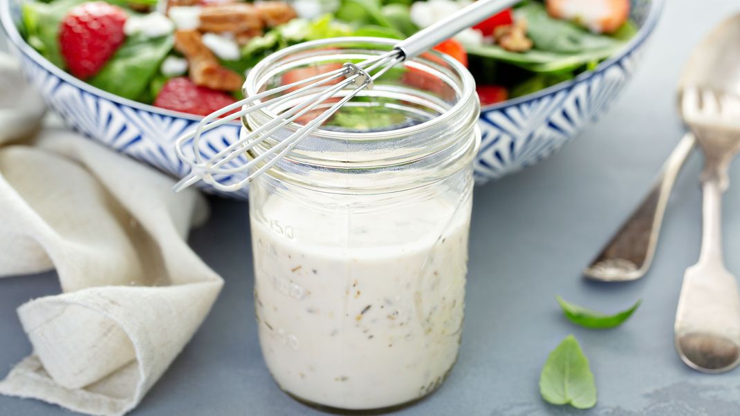 Ein gutes Dressing kann aus einem schlichten grünen Salat eine raffinierte Delikatesse machen!