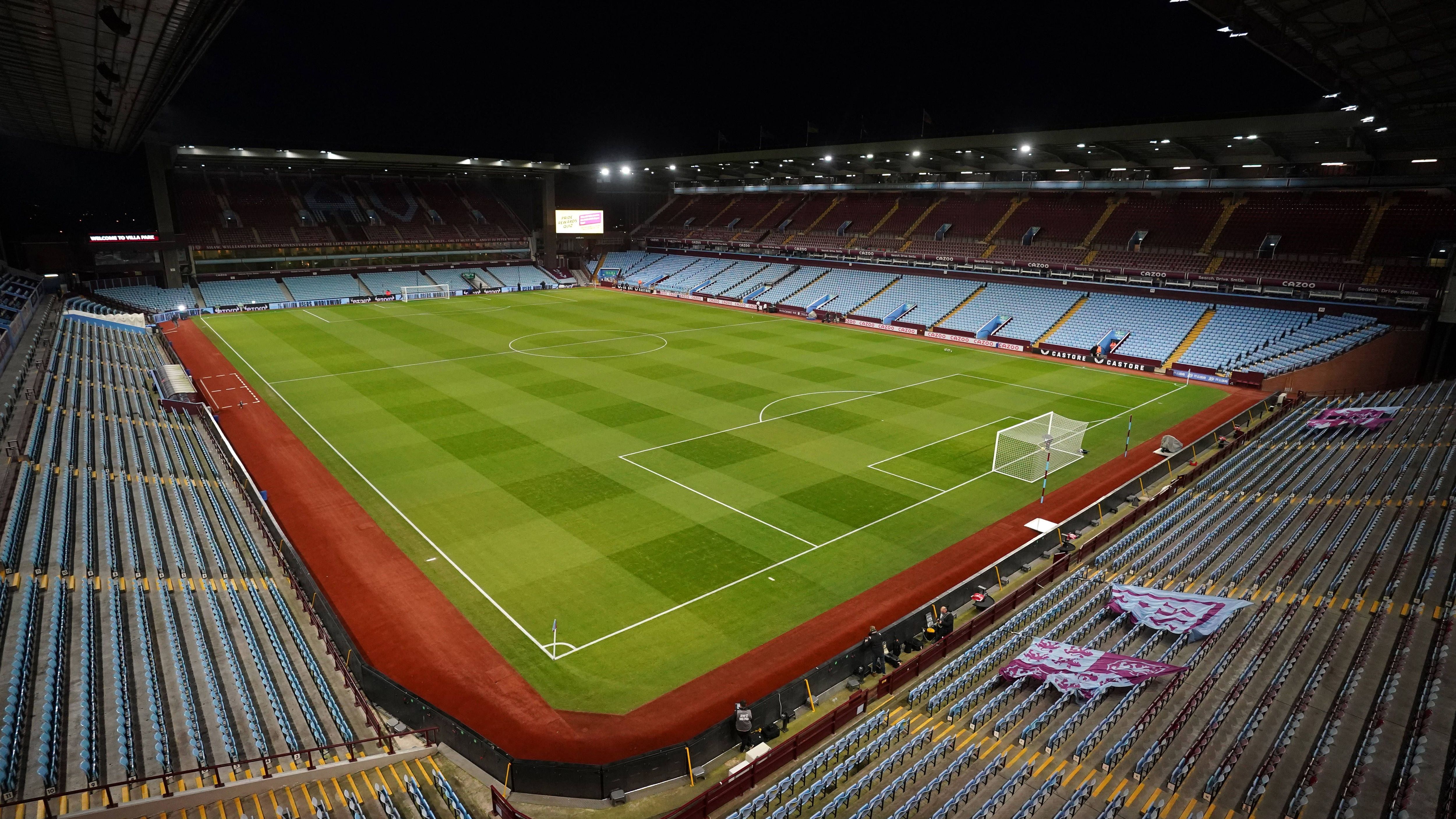 <strong>Villa Park (Birmingham)</strong><br>Eröffnet: 1897 (Renovierung und Ausbau geplant bis 2025)<br>Kapazität: 50.000 Plätze (geplant)<br>Heimspielstätte von: Aston Villa