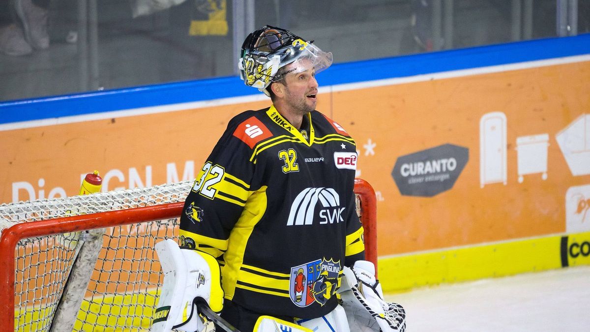 Dimitri Pätzold (Krefeld Pinguine)