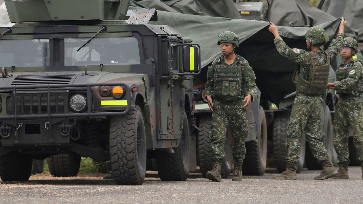 Taiwan China Defense