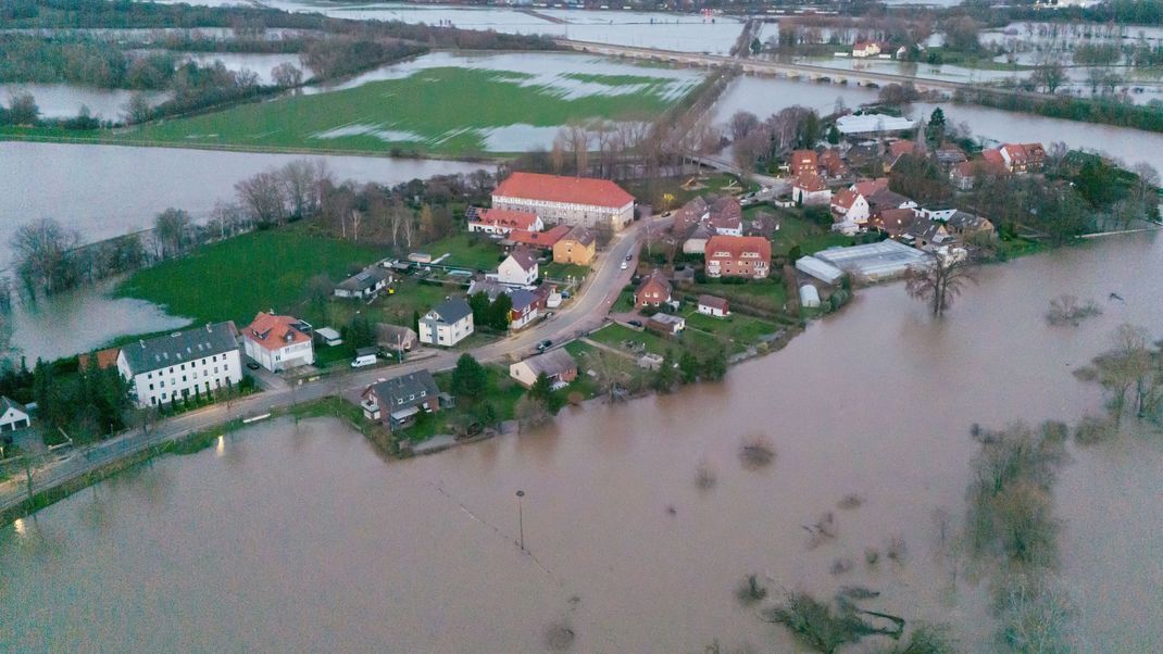 Hochwasserlage in Deutschland bleibt angespannt