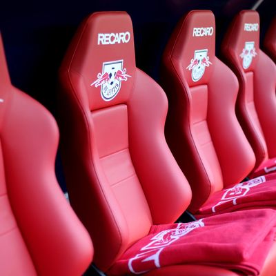 Sitze von Recaro in der Red Bull Arena in Leipzig 