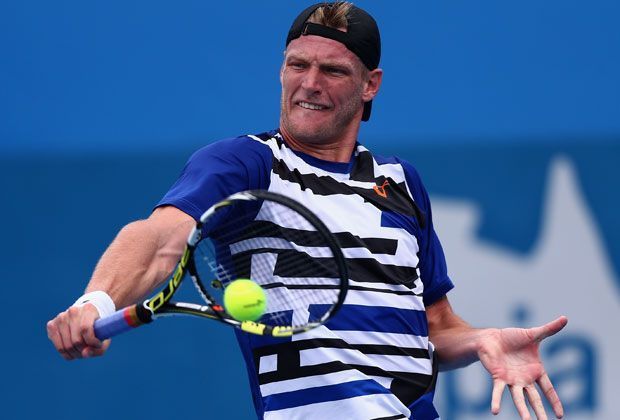 
                <strong>Der schnellste Aufschlag</strong><br>
                Der Australier Samuel Groth knallte 2012 bei einem Challenger-Turnier in Busan seinem Kontrahenten Uladsimir Ihnazik einen Service mit unfassbaren 263 km/h um die Ohren.
              