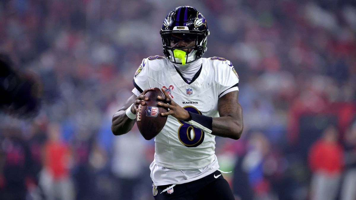 December 25, 2024, Houston, Texas, U.S: Baltimore Ravens quarterback Lamar Jackson (8) looks to pass downfield during the third quarter between the Houston Texans and the Baltimore Ravens at NRG St...