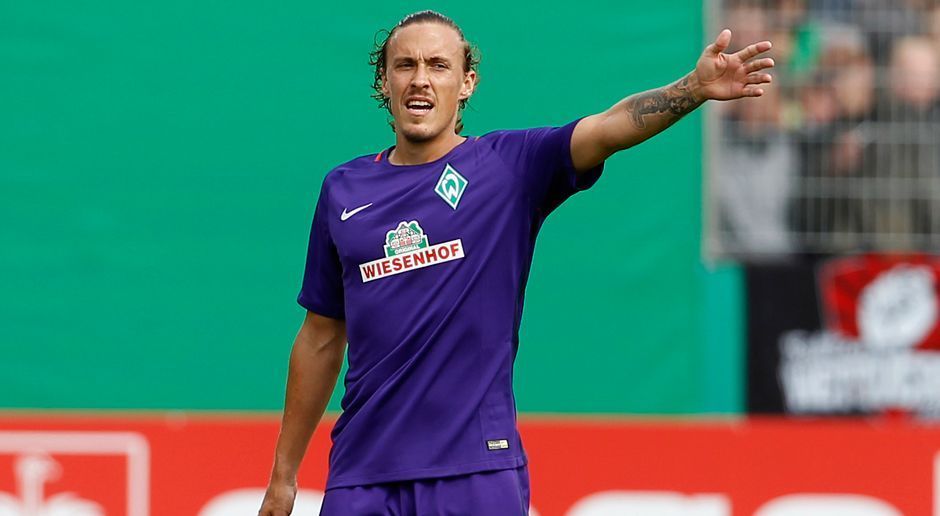 
                <strong>Max Kruse (Werder Bremen)</strong><br>
                Max Kruse (SV Werder Bremen): Bittere Nachrichten für den SV Werder Bremen! Nach dem peinlichen Aus in der ersten Runde des DFB-Pokals bei den Sportfreunden Lotte, gibt es nun die nächste Hiobsbotschaft für die Grüne-Weißen: Max Kruse hat sich eine Verletzung am Außenband des linken Knies zugezogen und wird laut "BILD" acht Wochen lang ausfallen. Und somit natürlich auch den Saisonstart verpassen.
              