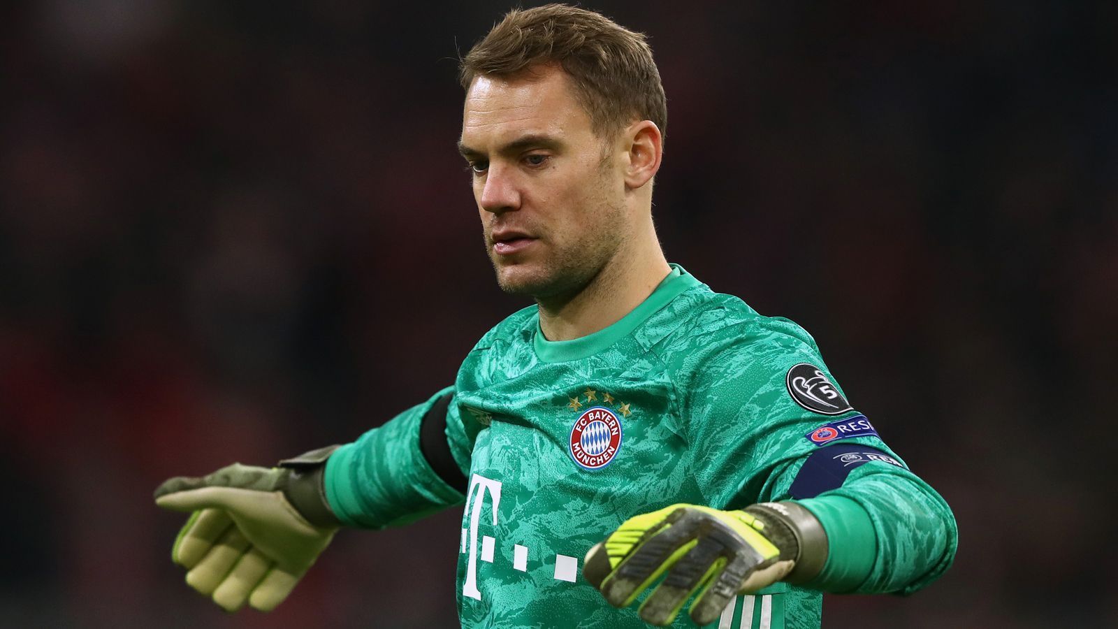 
                <strong>Manuel Neuer</strong><br>
                Der Keeper verlebt einen äußerst geruhsamen Abend und ist höchstens als Libero in Nähe der Mittellinie gefragt. Nur höchst selten benötigt Neuer seine Hände. ran-Note: 3
              