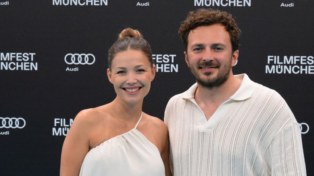 "Der Alte"-Star Lena Meckel gibt Einblicke in sein Familienleben