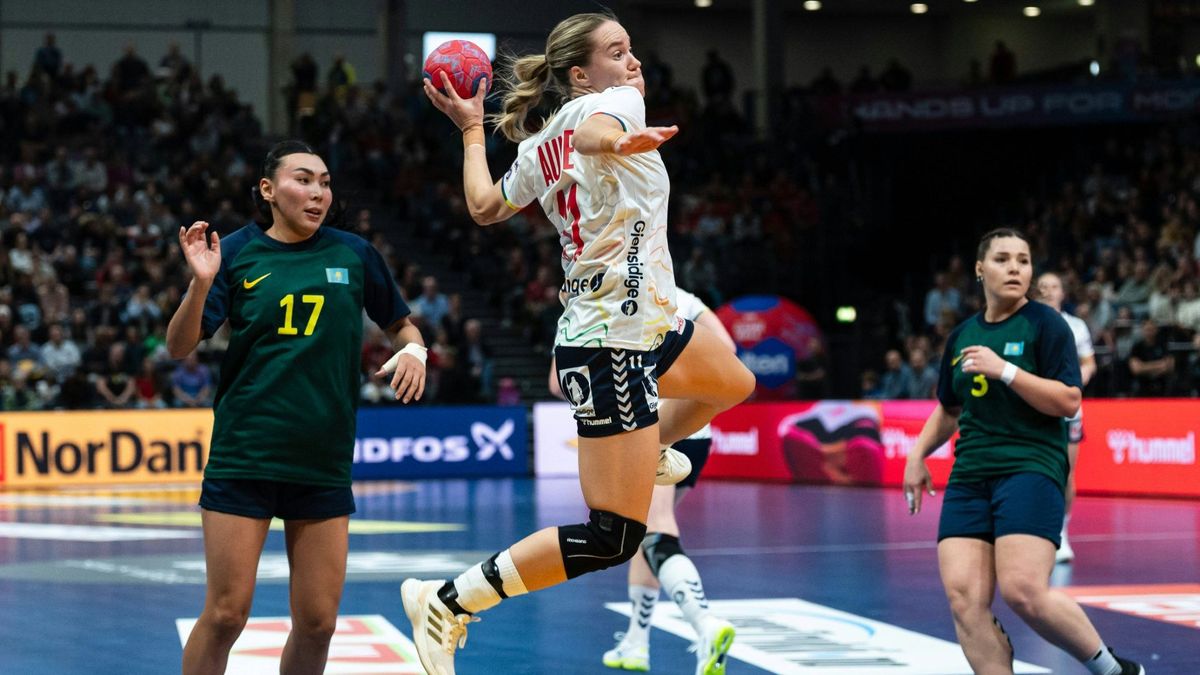 Norwegen (weiß) lässt in Trier nichts anbrennen