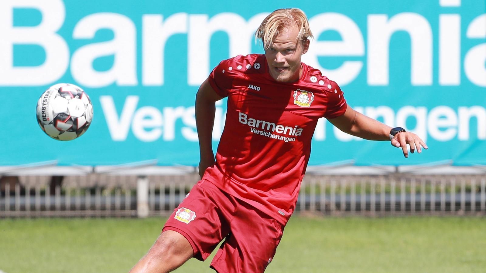 
                <strong>Joel Pohjanpalo (Bayer 04 Leverkusen)</strong><br>
                DurchblutungsstörungVerletzt seit 17. Juli 2018Prognose: Mehrere Monate Pause für Pohjanpalo.
              