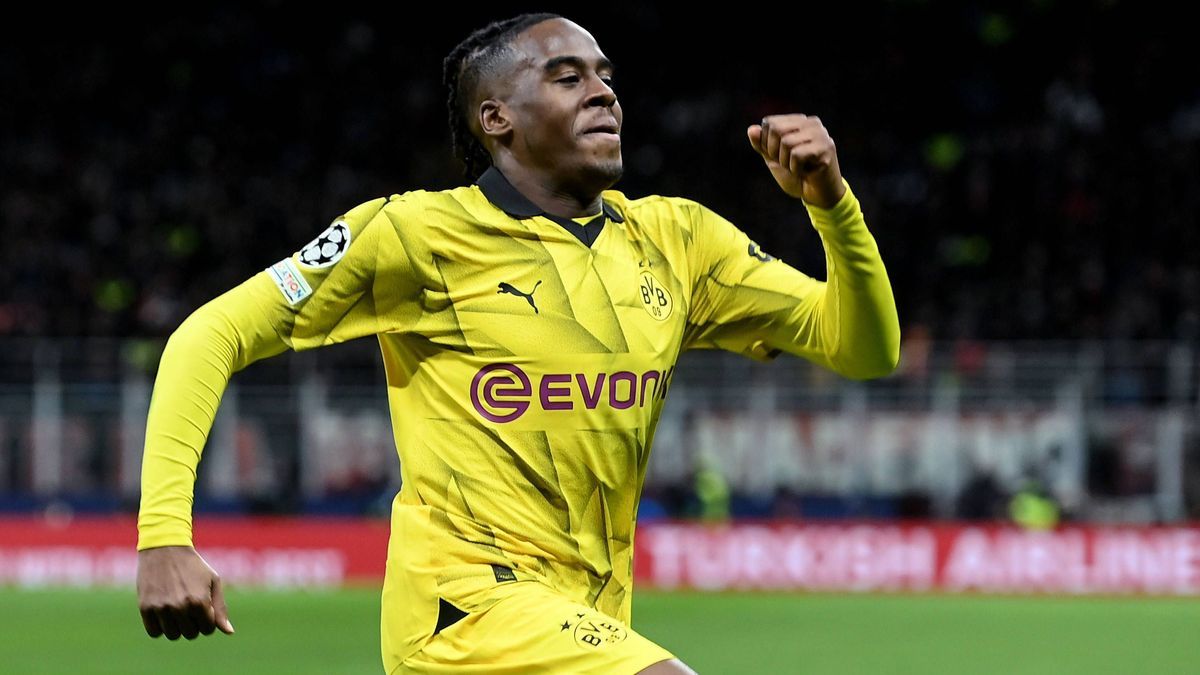 Db Milano 28 11 2023 - Champions League Milan-Borussia Dortmund foto Daniele Buffa Image nella foto: esutalzan gol Jamie Bynoe-Gittens PUBLICATIONxNOTxINxITA