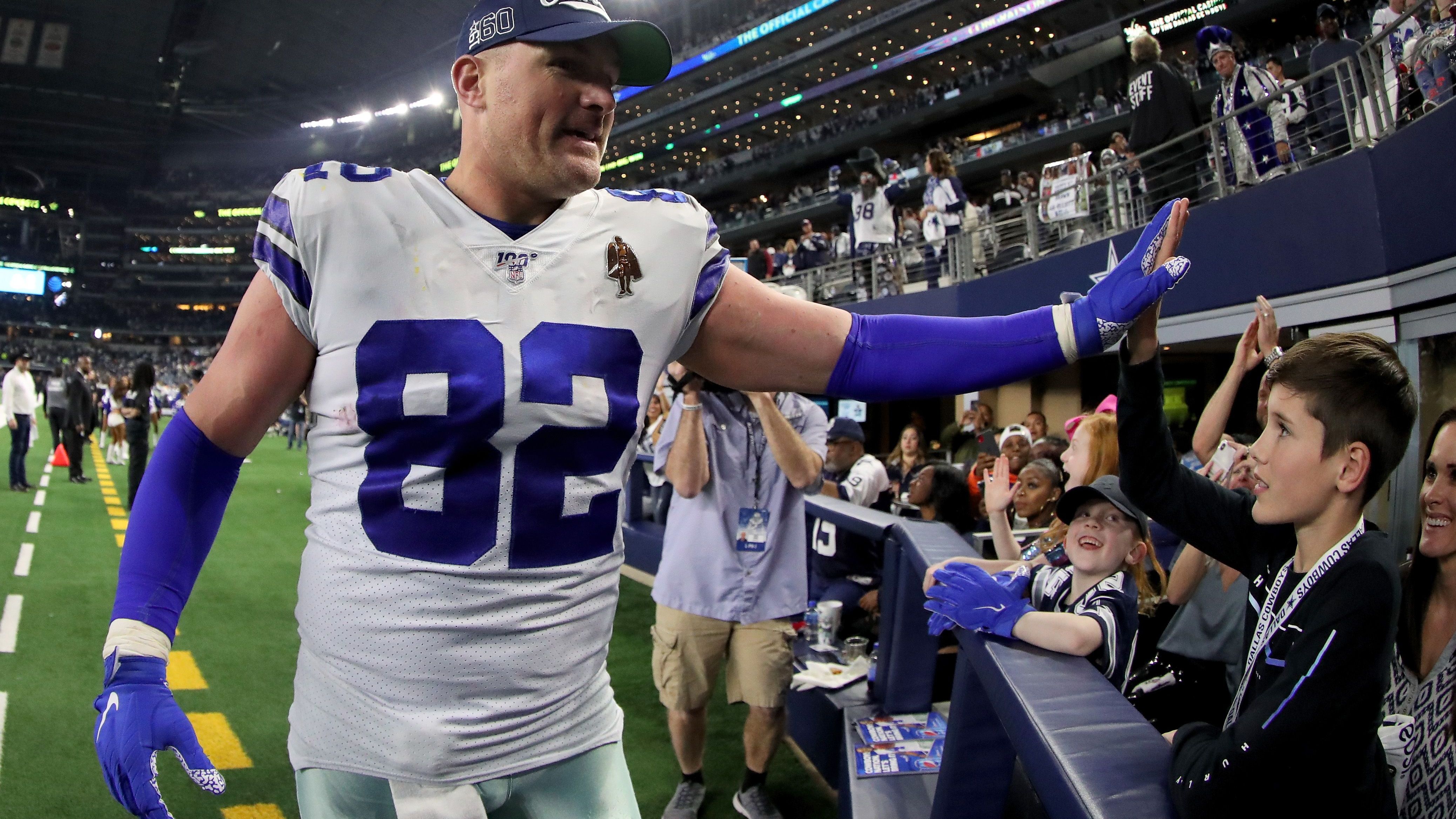 <strong>Jason Witten</strong><br>Der mittlerweile 42-Jährige spielte zwischen 2003 und 2017 als Tight End für die Cowboys und hing 2019 noch eine Saison dran, ehe er 2020 seine Karriere bei den Las Vegas Raiders ausklingen ließ. Er gewann mit den Cowboys zwar nie den Super Bowl, wurde aber elfmal in den Pro Bowl gewählt.